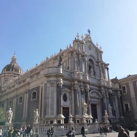 Dg Sicily Πανσιόν Κατάνια