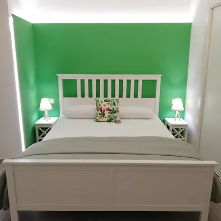 Dg Sicily Πανσιόν 3*