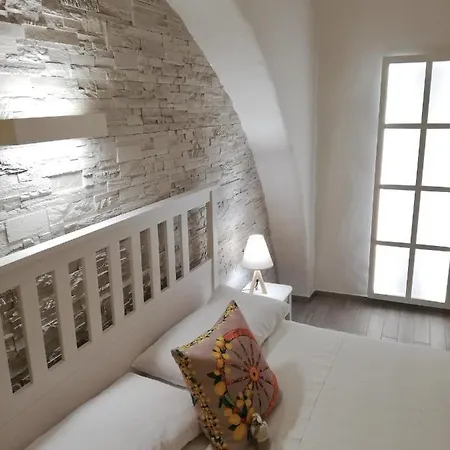 Dg Sicily Guest house